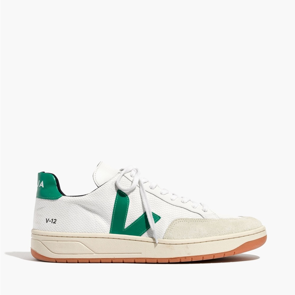 Veja Men’s v-12 Sneakers Size 11.5